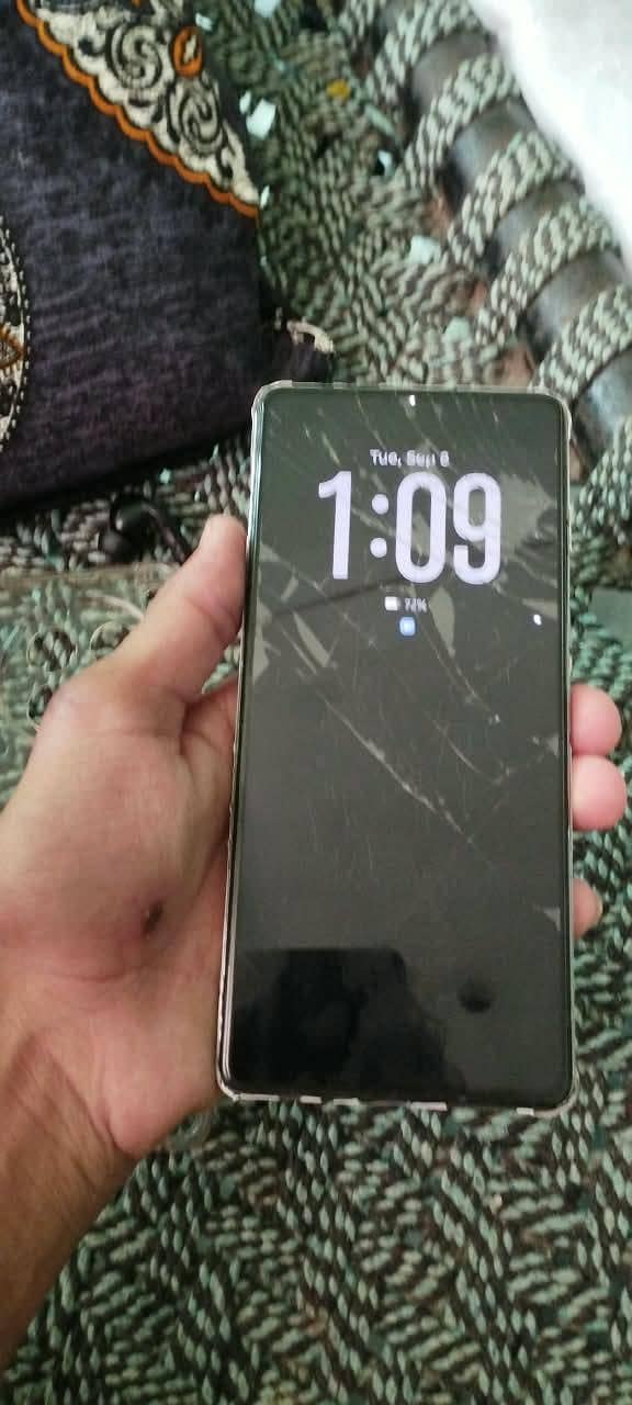Tecno CAMON 30 2