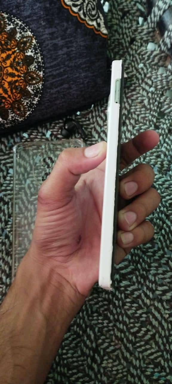 Tecno CAMON 30 4