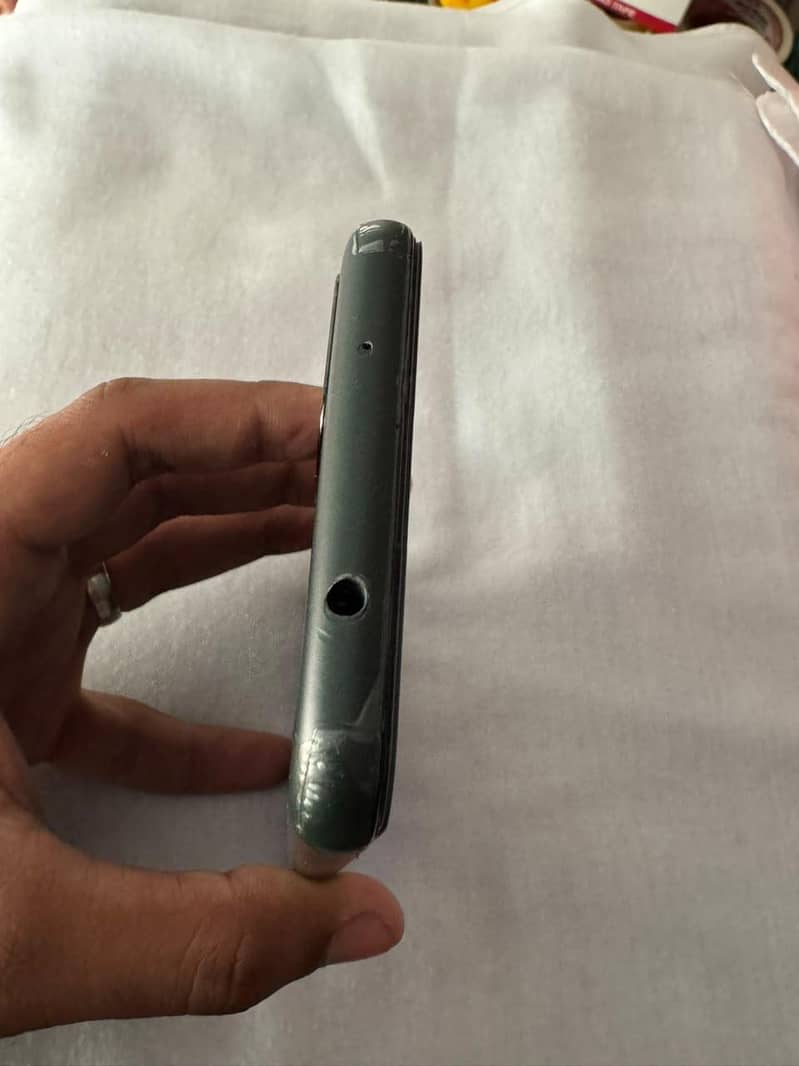 Google Pixel 5a (5G) 2