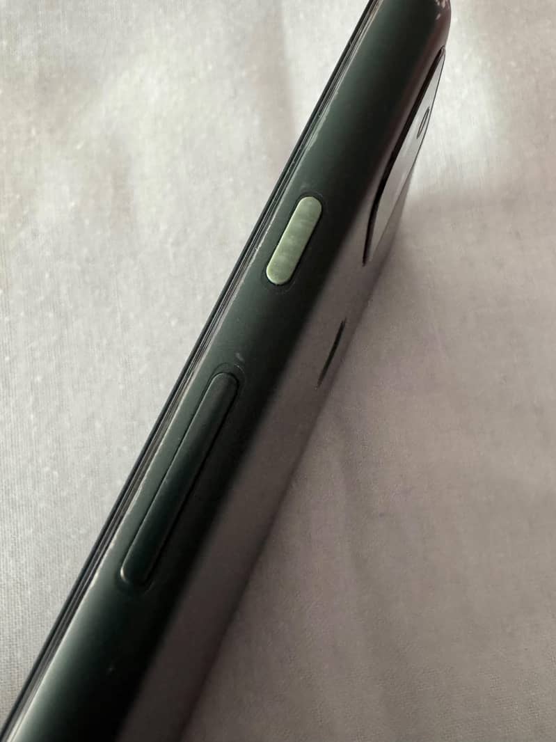 Google Pixel 5a (5G) 3