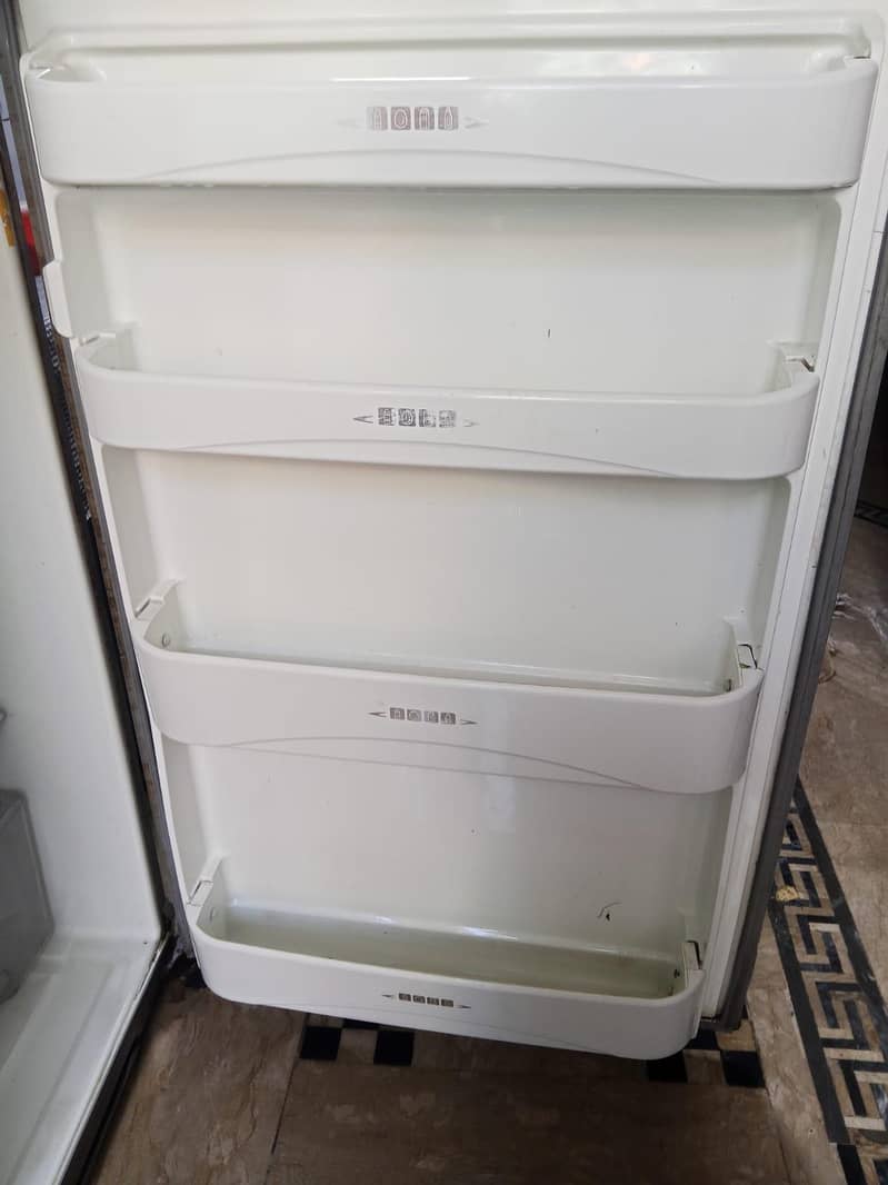 Dawlance fridge 3