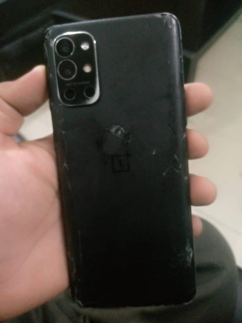 One Plus 9R 0