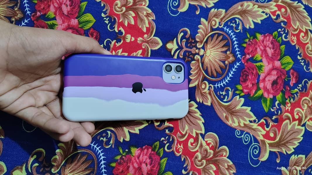 Apple iPhone 11 3