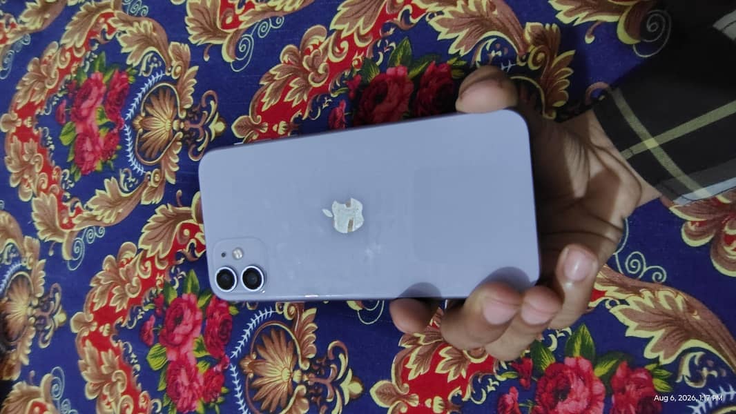 Apple iPhone 11 10