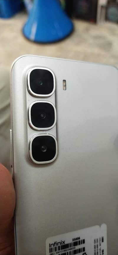 INFINIX HOT 60 PRO PLUS