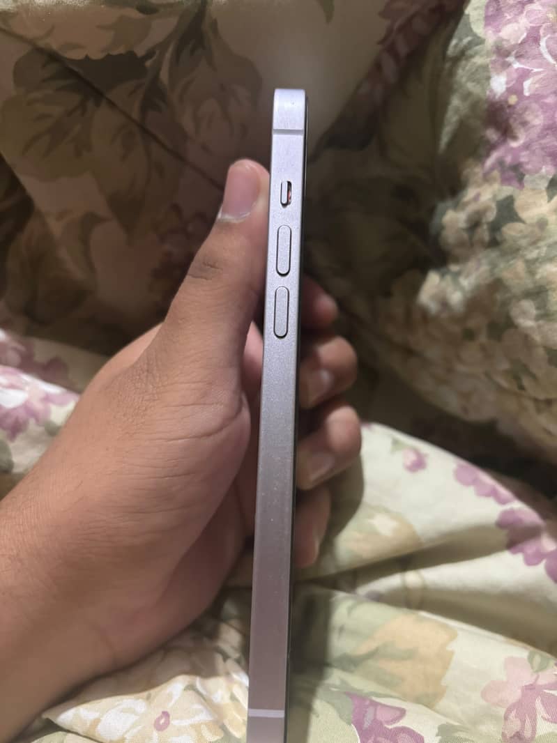 Apple iPhone 14 plus 6