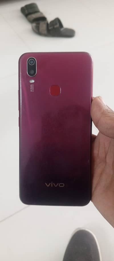 Vivo Y11 urgent sale  03037884382