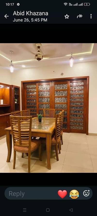 Premium 6 seater dining table