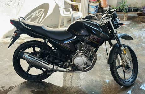 Yamaha Ybr 125G 2022 model For sale in Good Condition Black Colour.