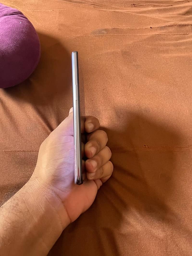 One Plus 9 4