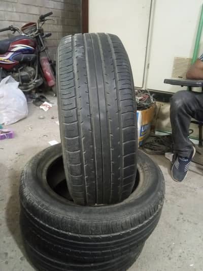 3 tyres