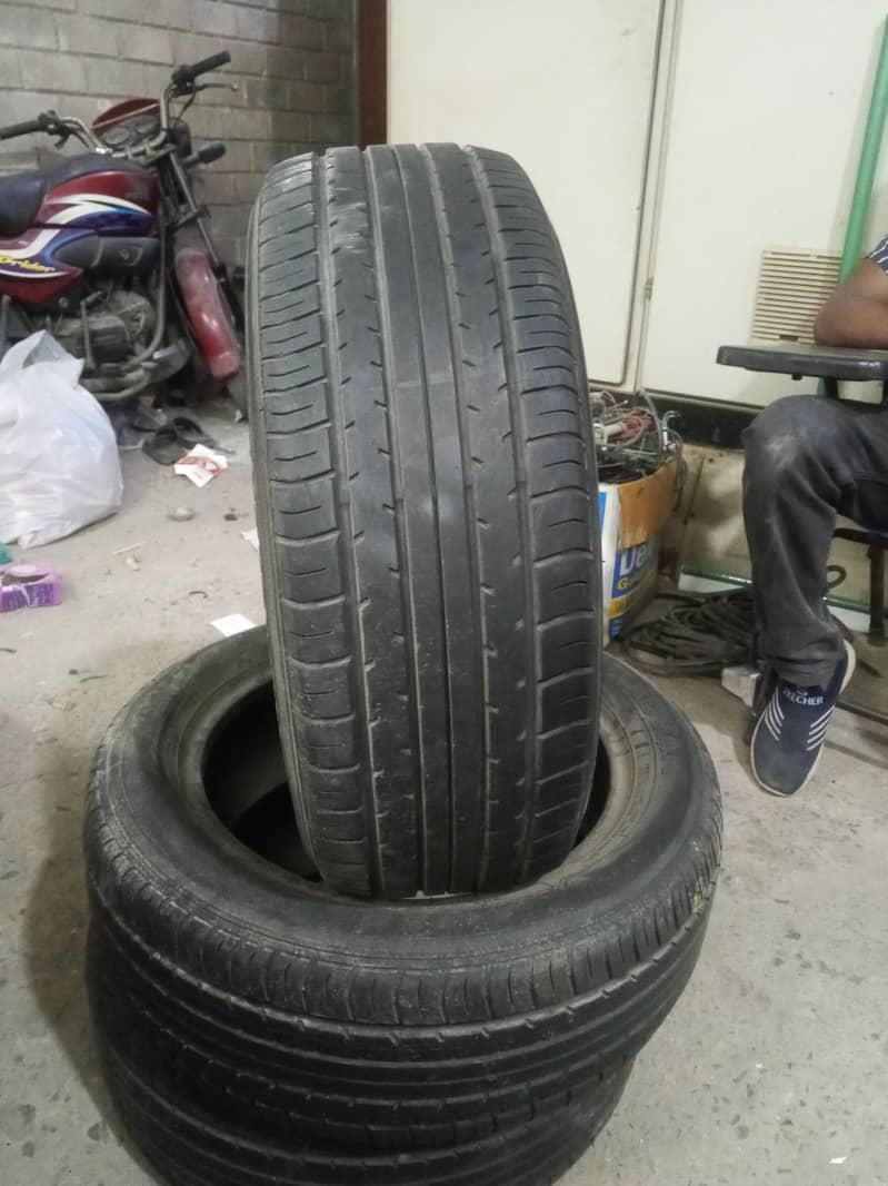 3 tyres 0