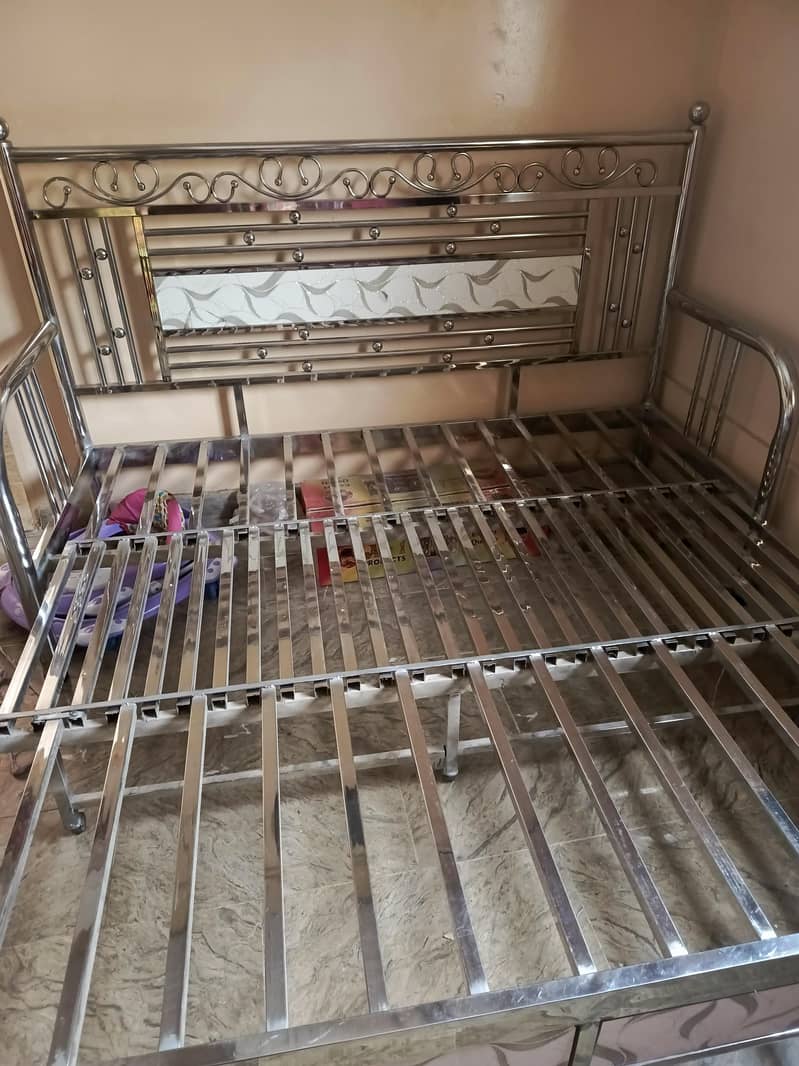 Sofa come bed 3
