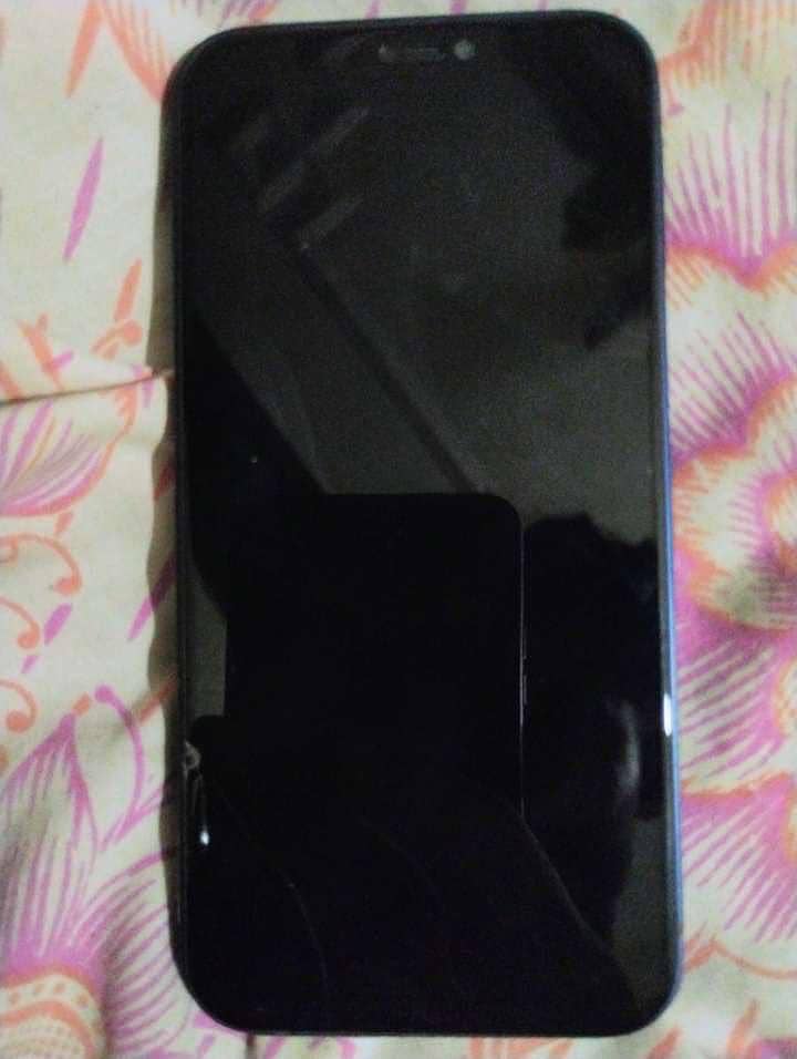 Apple iPhone 12 2