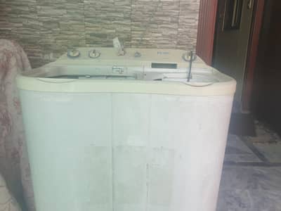bas kam krti hai dryer kam nhi krta original haier ki hai