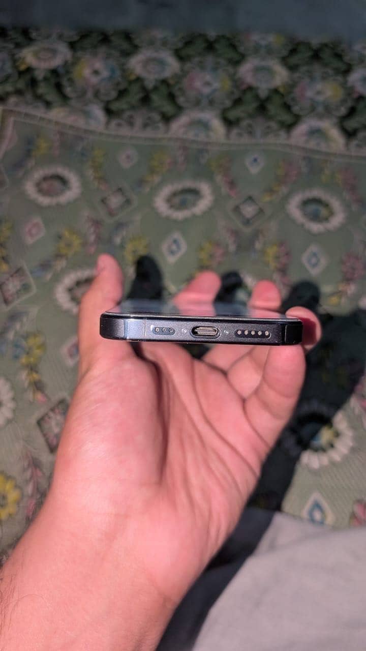 Iphone 15 pro 3