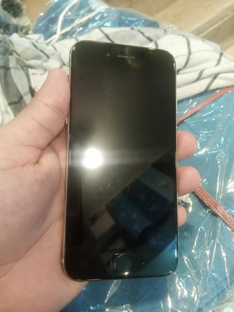 Apple iPhone 6S 2