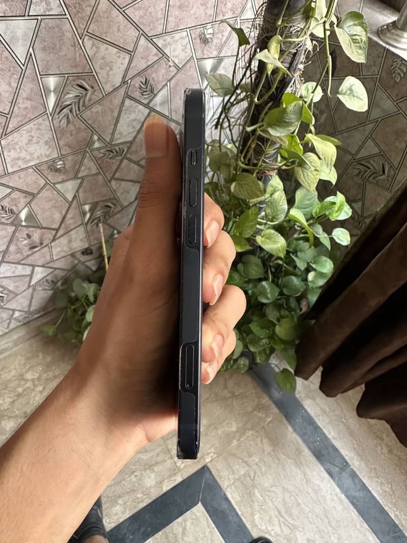 Iphone 13 2