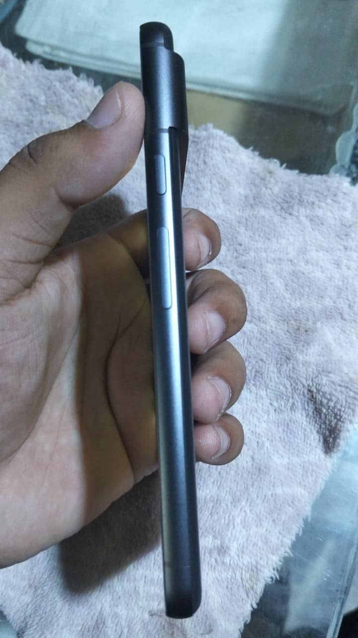 Google Pixel 8 1