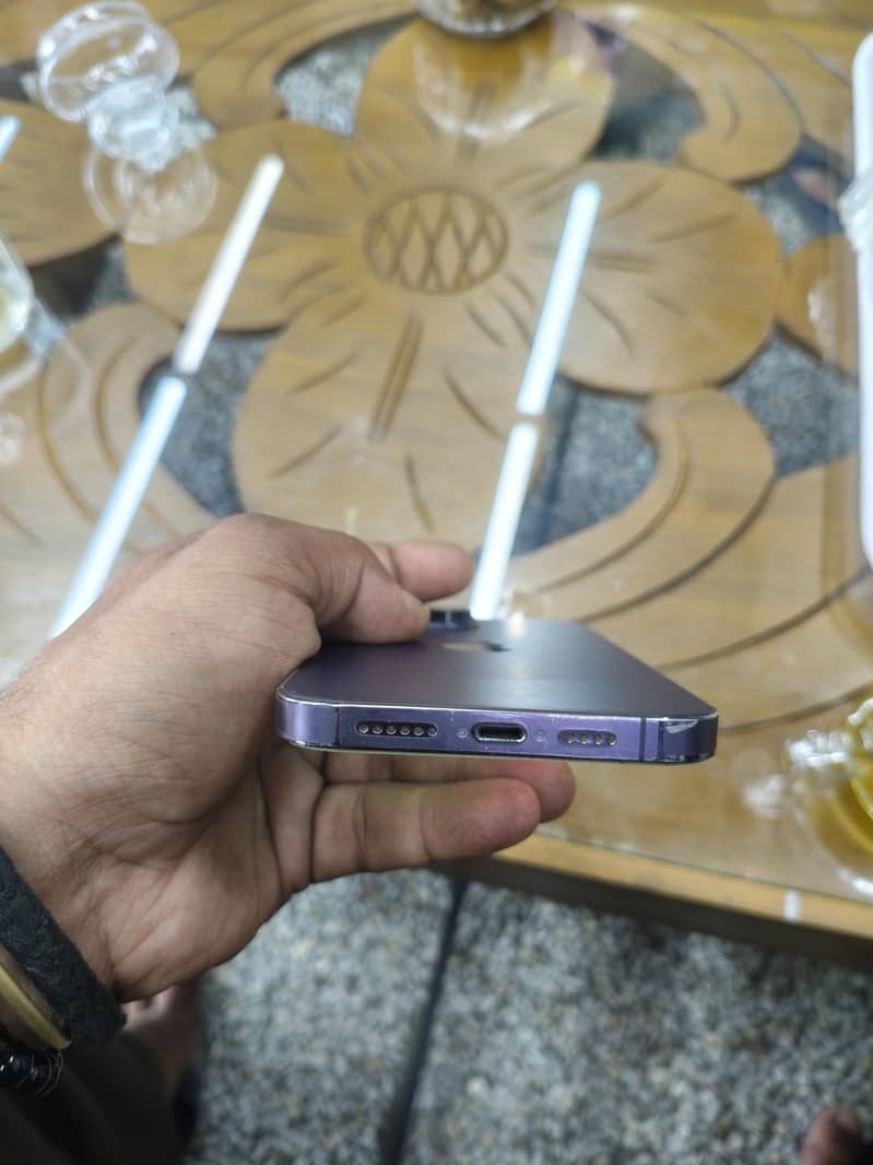 Apple iPhone 14 Pro Max 3