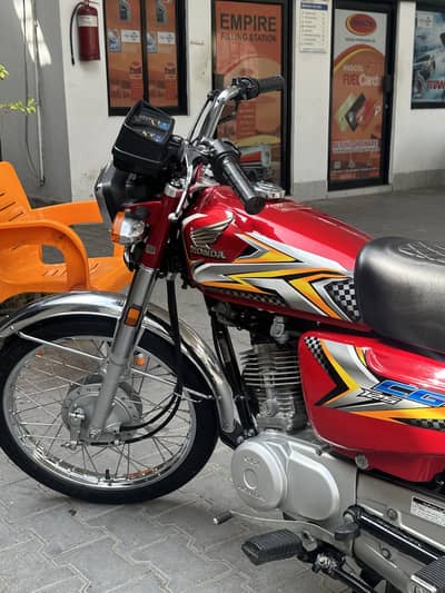 Honda 125  24/25