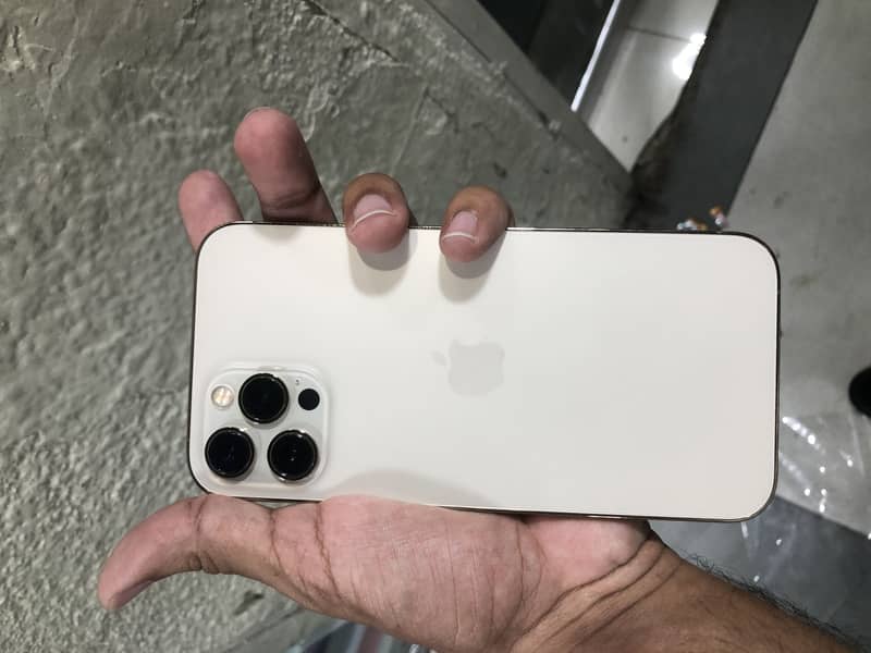 Apple iPhone 12 Pro Max 8