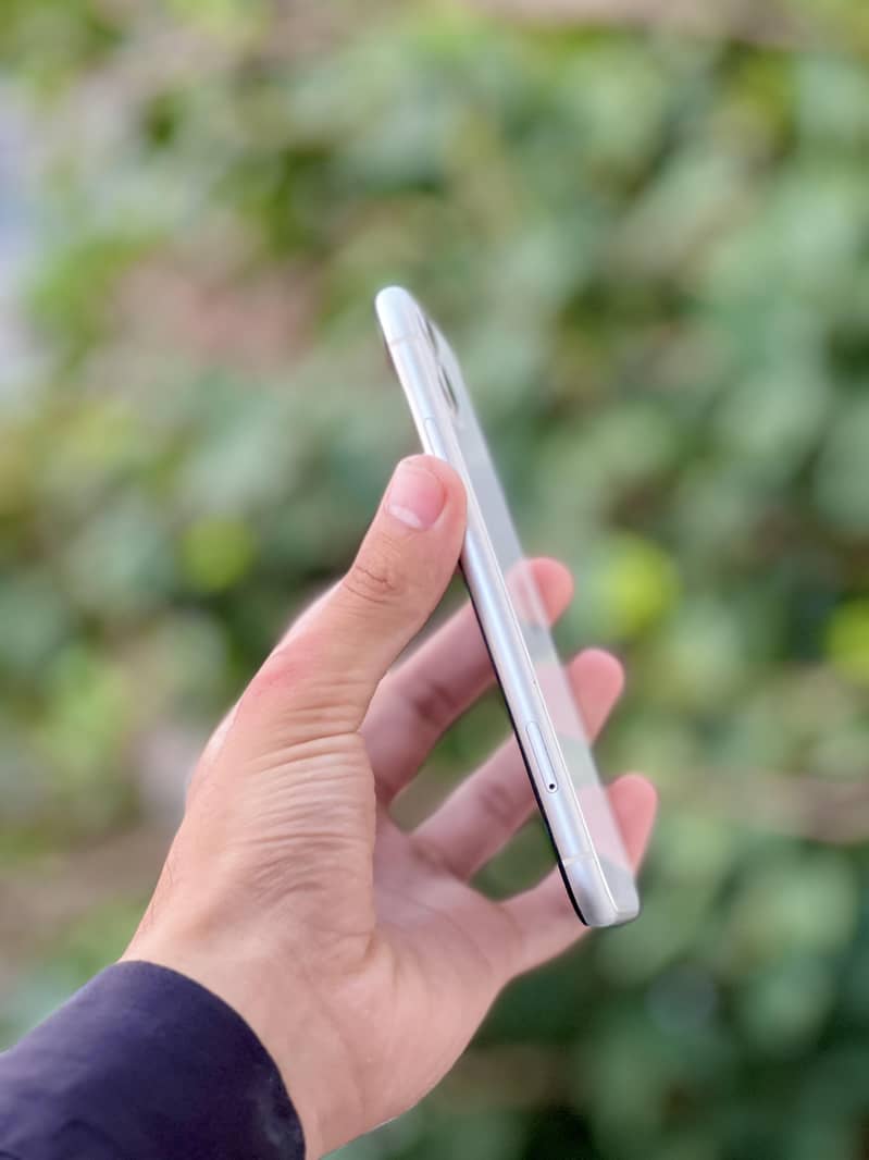 IPHONE 11 3