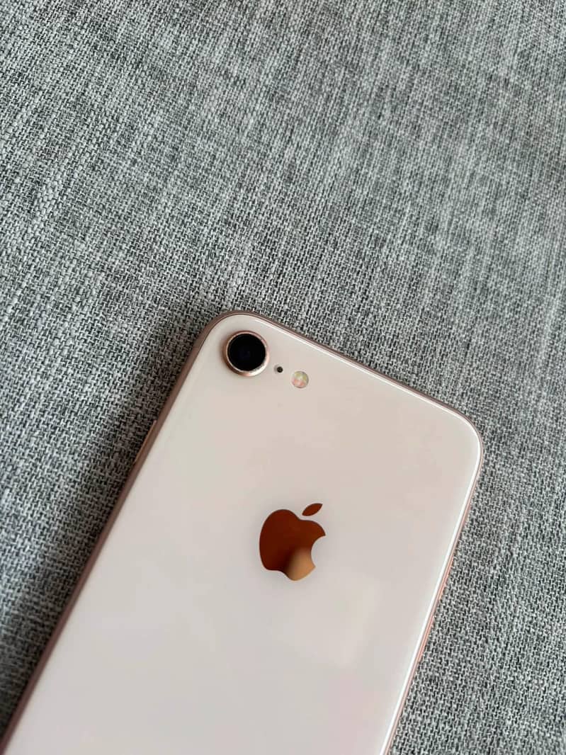 Apple iPhone 8 2