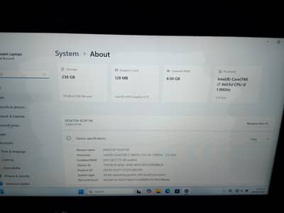lenovo X1 carbon i7 8th GEN 8GB RAM DDR4 256 GB SSD NVME