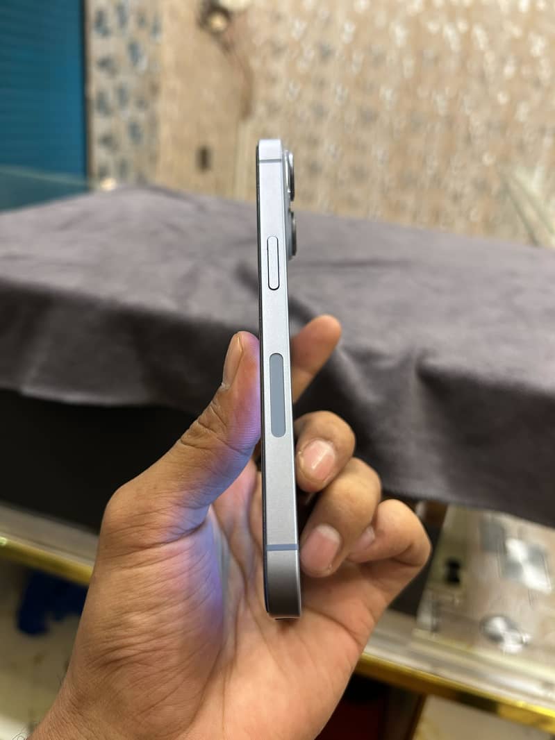 Apple iPhone 14 1