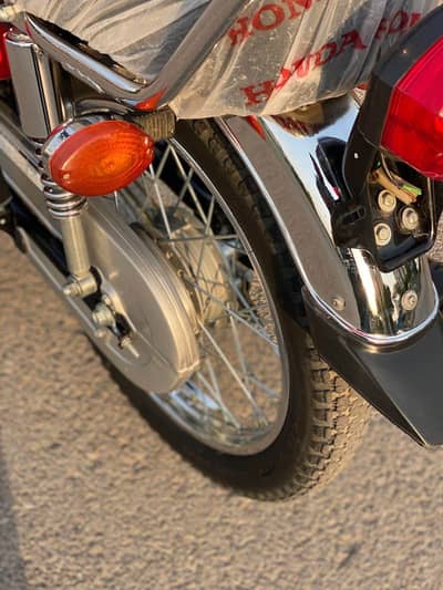 Honda 125 26modal Open later Bilkul New