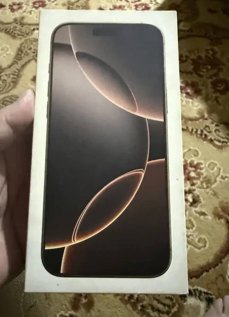 Apple iPhone 16 Pro Max 5