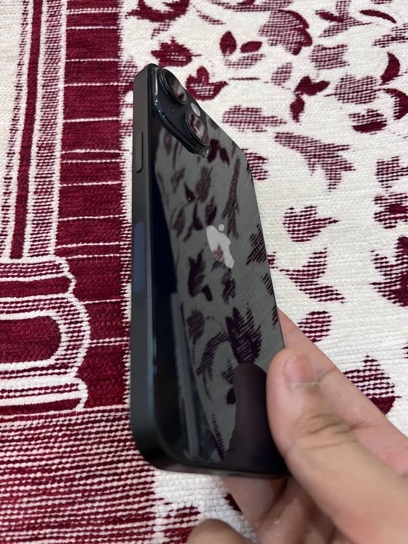 Apple iPhone 14 5