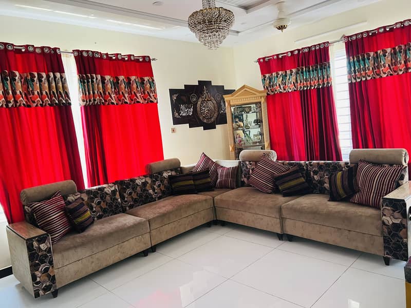 L shape sofa 0