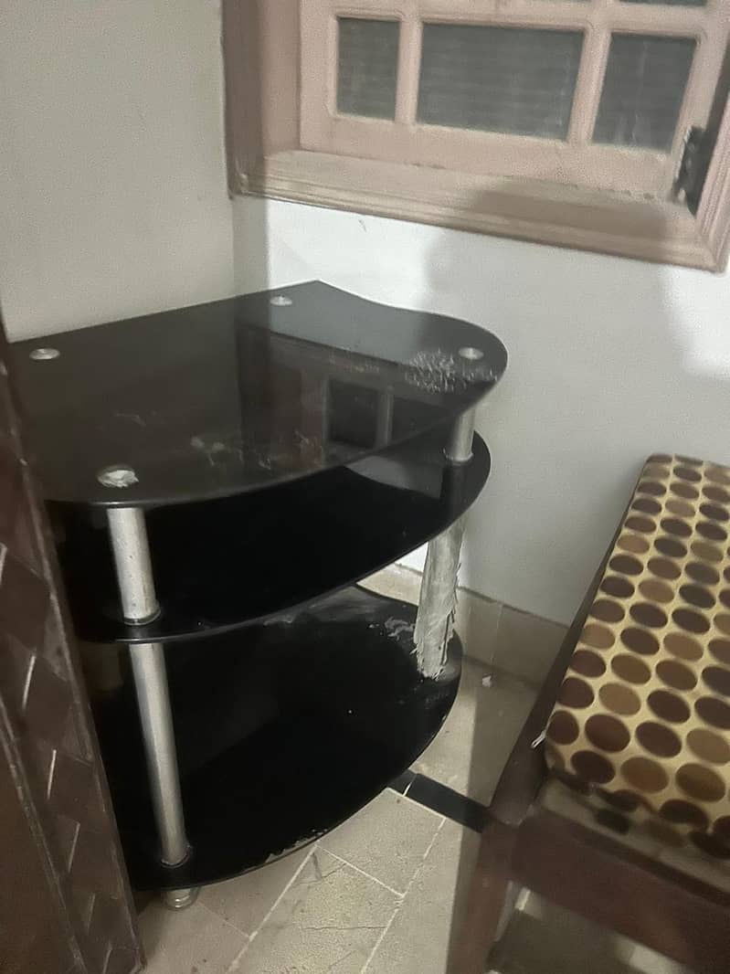 tv trolley 0