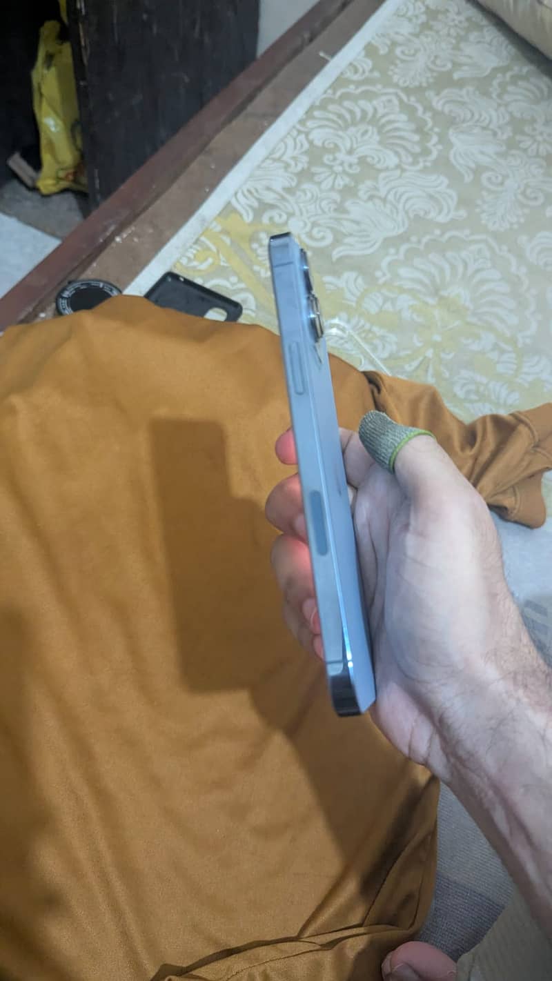 Apple iPhone 13 Pro Max | Urgent Sale 1