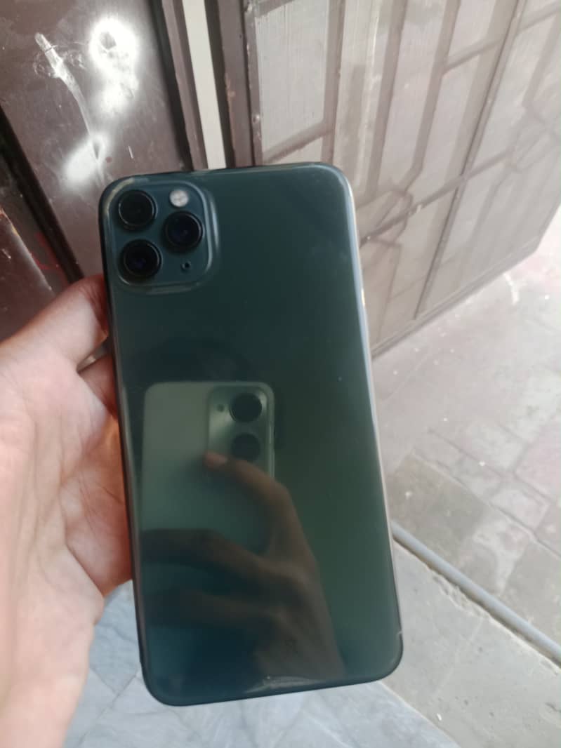 Apple iPhone 11 Pro Max 0