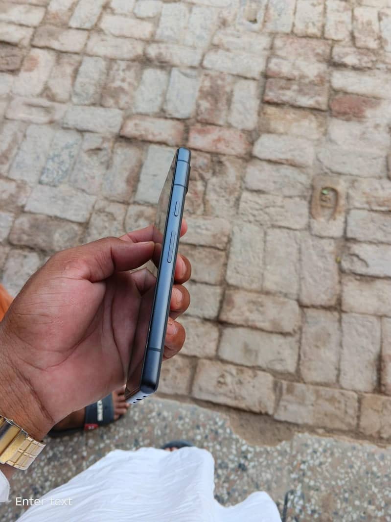 Google Pixel 7a 5