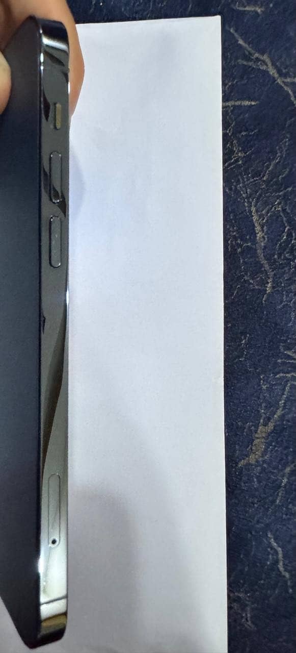 Apple iPhone 12 Pro 3