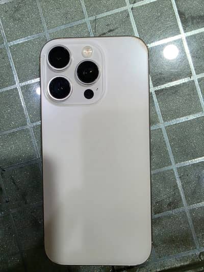 Apple iPhone 16 Pro