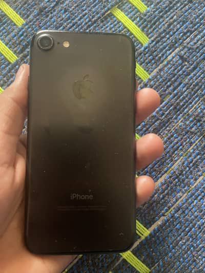 Apple iPhone 7 | PTA Approved | 32 GB