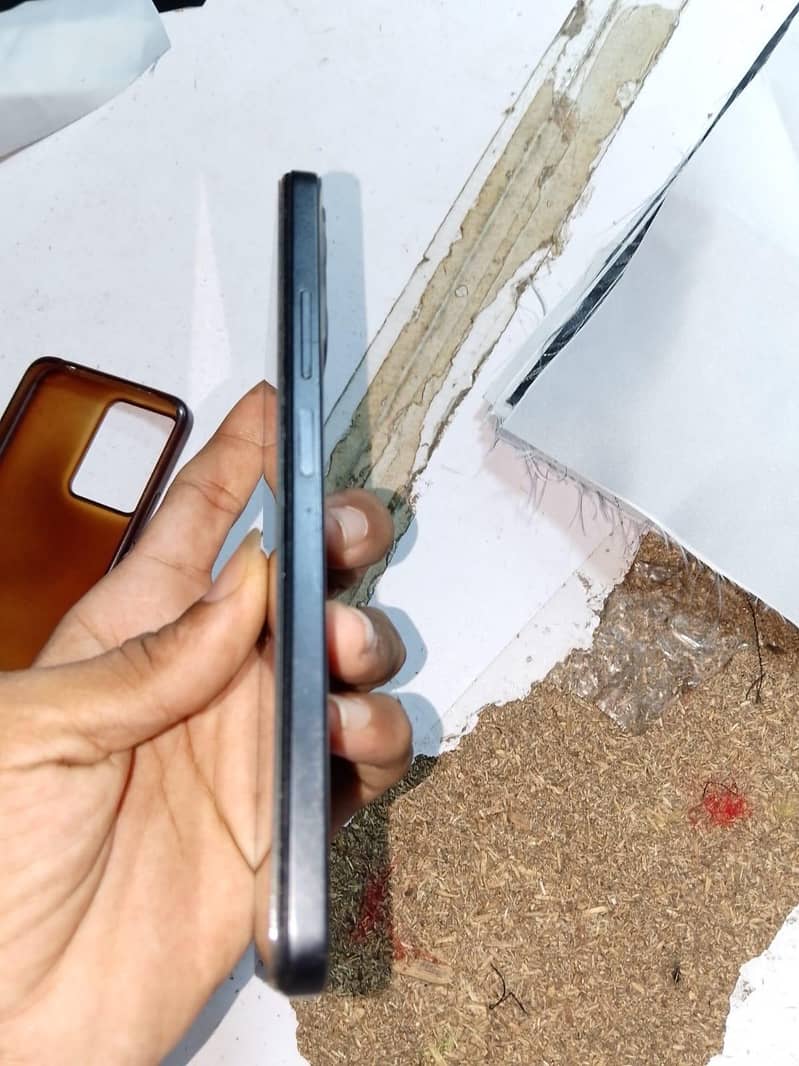 Xiaomi Redmi Note 12 4