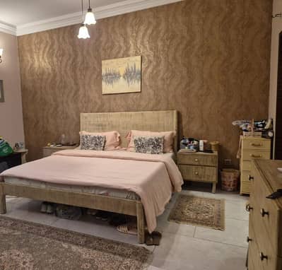 DEFENCE 200 YARDS BUNGALOW FOR RENT