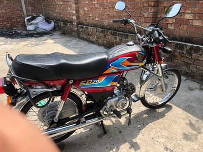 Honda CD 70 3 months and 4000KM used