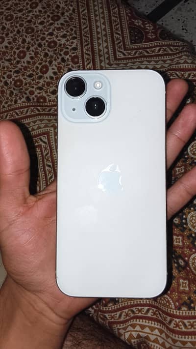 Apple iPhone 15