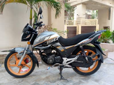 Honda CB 150F