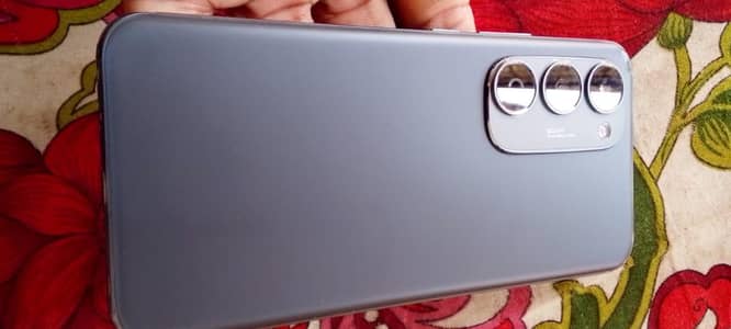 Tecno spark 40 pro plus 16/256 complete box