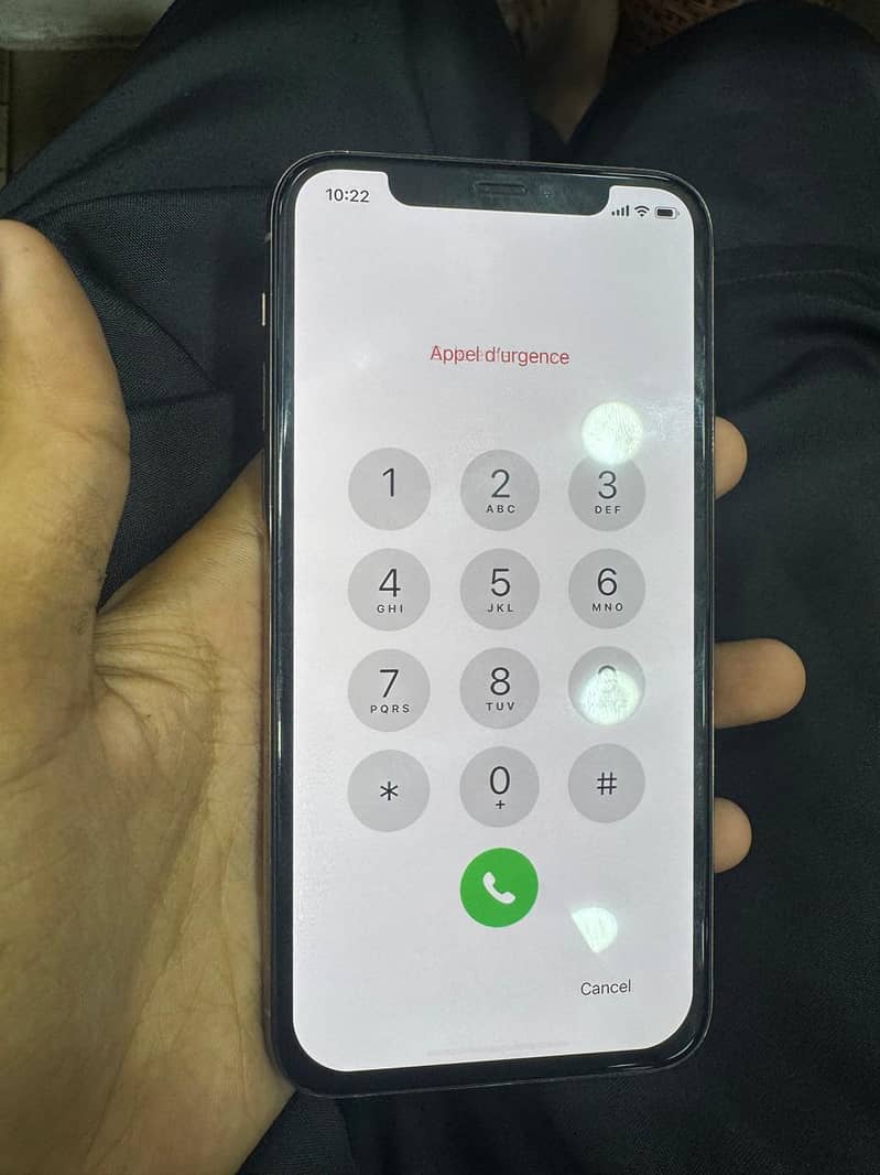 Apple iPhone 11 Pro 4