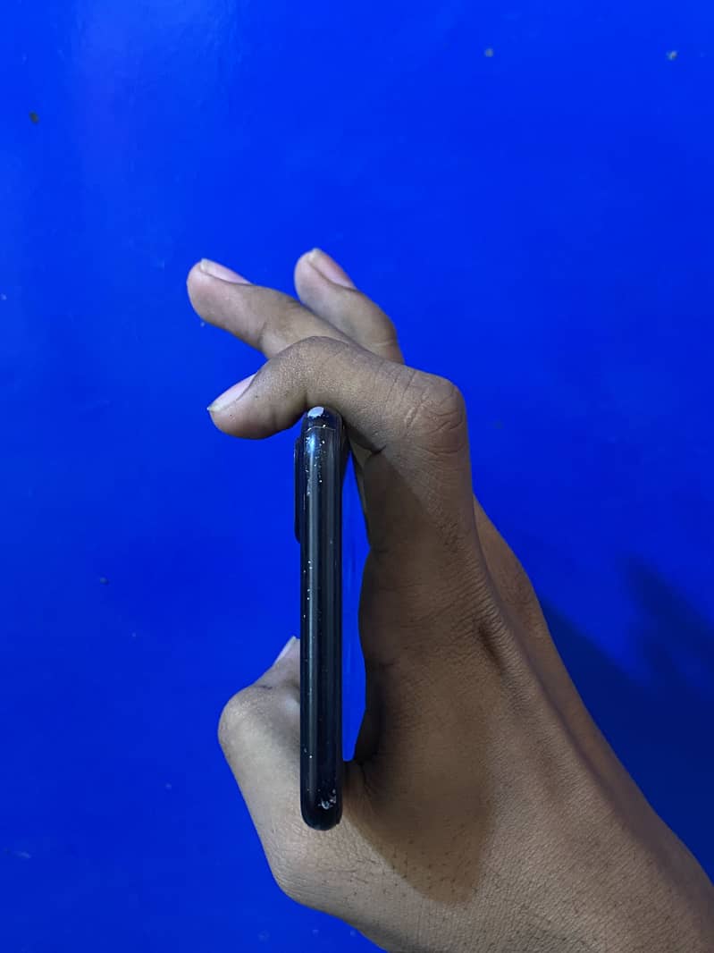 Apple iPhone 7 Plus 2