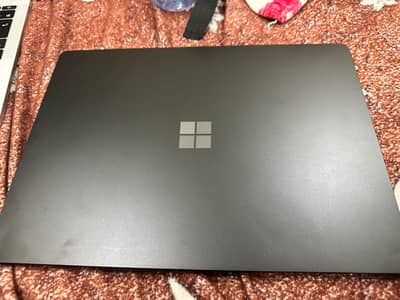 surface laptop 3 core i5 10th generation pen and touch support screen